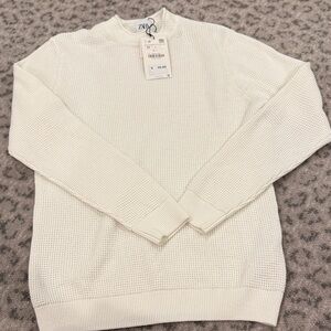 Zara Men's Cream Crewneck Sweater